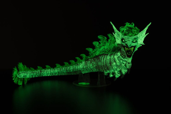 Dark Nights: Metal DC Multiverse Action Figure The Joker Dragon Glow in the Dark Edition (Gold Label 1