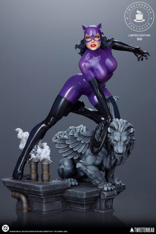 DC Comics Maquette 1/6 Catwoman (Purple Edition) 35 cm 7
