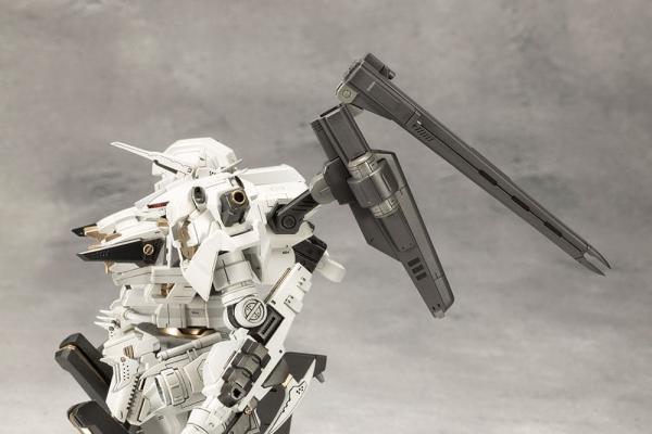 Armored Core Plastic Model Kit 1/72 Rosenthal CR-Hogire Noblesse Oblige Full Package Version 19 cm 8