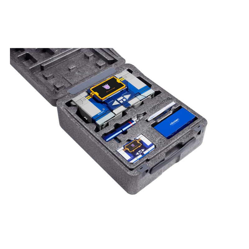 Transformers Interactive Robot Soundwave G1 Flagship 36 cm 9