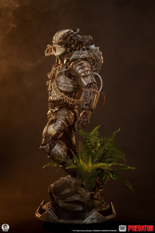 Predator Statue 1/2 Predator 117 cm 9