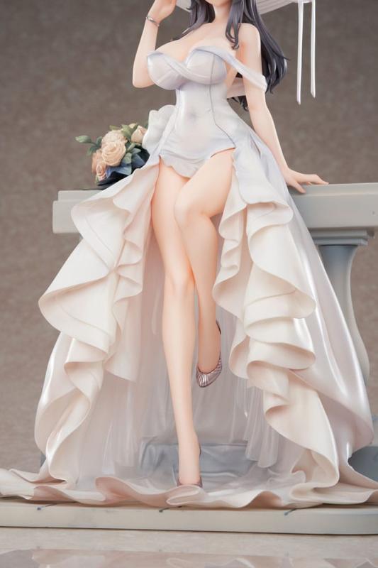 Azur Lane PVC Statue 1/7 Charybdis Brilliant Belle Ver. 27 cm