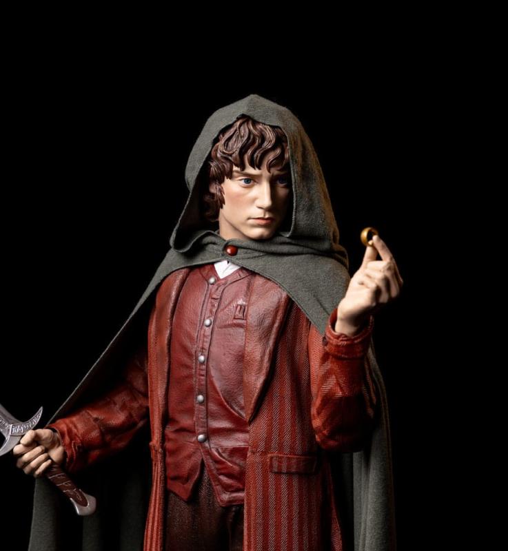 Lord of the Rings Life-Size Statue Frodo 152 cm 8