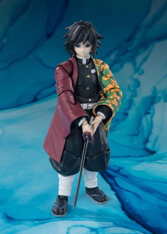 Demon Slayer: Kimetsu no Yaiba S.H. Figuarts Action Figure Giyu Tomioka 15 cm 3