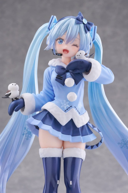 Hatsune Miku AMP+ PVC Figure Snow Miku All Stars 2012 Ver. 25 cm 3