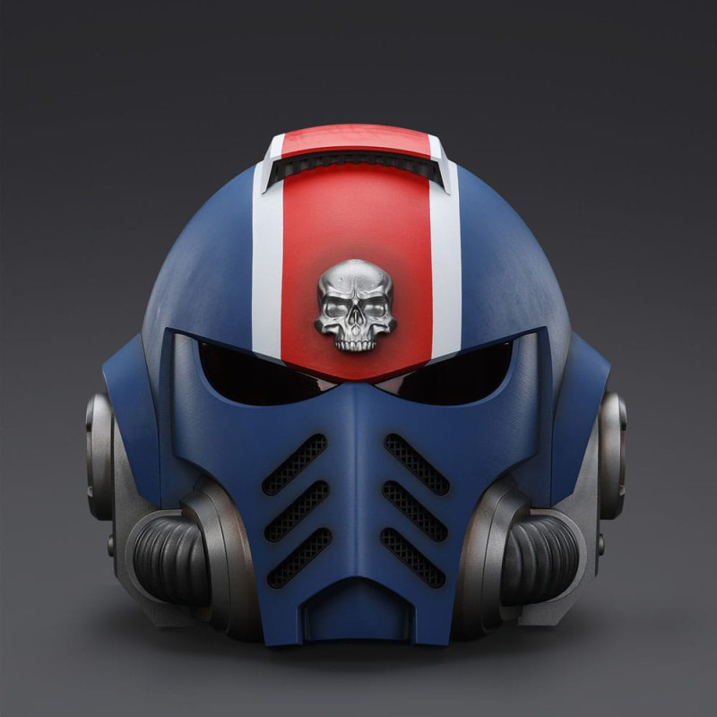 Warhammer 40,000: Space Marine 2 Replica Ultramarines Lieutenant Titus helmet 30 cm 12