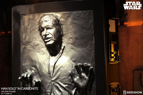 Star Wars Life-Size Statue Han Solo in Carbonite 231 cm 3