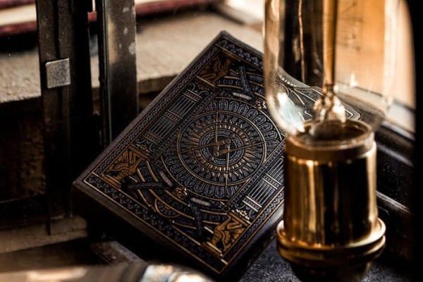 Theory 11 Playing Cards Hudson Black 6