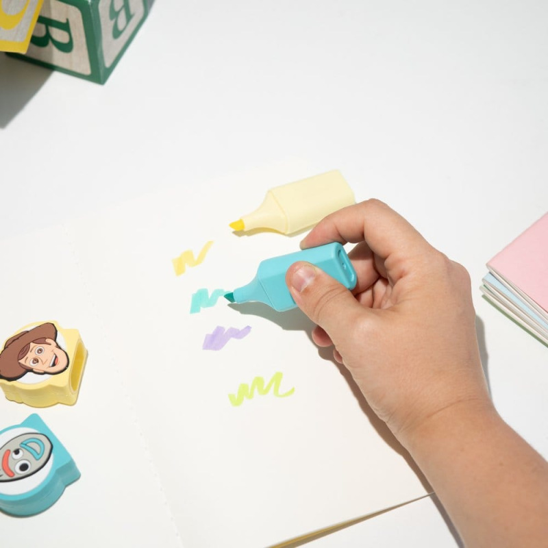 Toy Story Highlighters with Toppers Set of 4 2