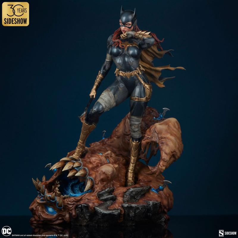 DC Comics Premium Format Statue Batgirl 55 cm 5