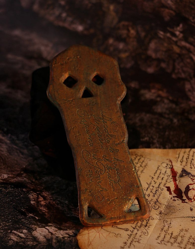 The Goonies Replica Bones Key 25 cm 3