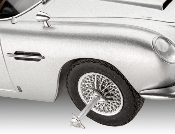 James Bond Advent Calendar Aston Martin DB5 1/24 Model Kit 1