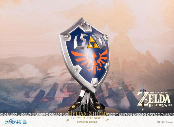 The Legend of Zelda Breath of the Wild PVC Statue Hylian Shield Standard Edition 29 cm 1