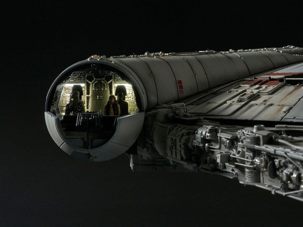 Star Wars Episode IV Perfect Grade Plastic Model Kit 1/72 Millennium Falcon 48 cm 1