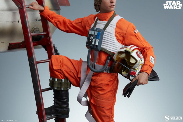 Star Wars Premium Format Statue Luke Skywalker & X-Wing: Red Five, Standing By 76 cm 11