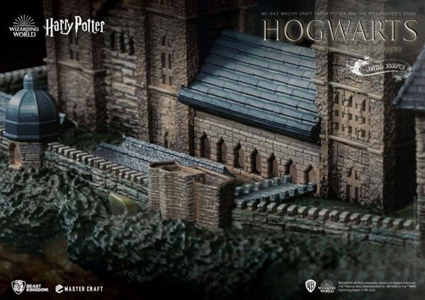 Harry Potter and the Philosopher's Stone Master Craft Statue Hogwarts School Of Witchcraft And