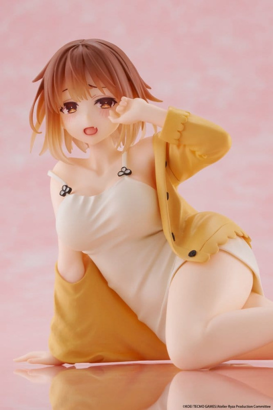 Atelier Ryza: Ever Darkness & the Secret Hideout Desktop Cute PVC Figure Ryza (Nightwear Ver.) Reiss 4