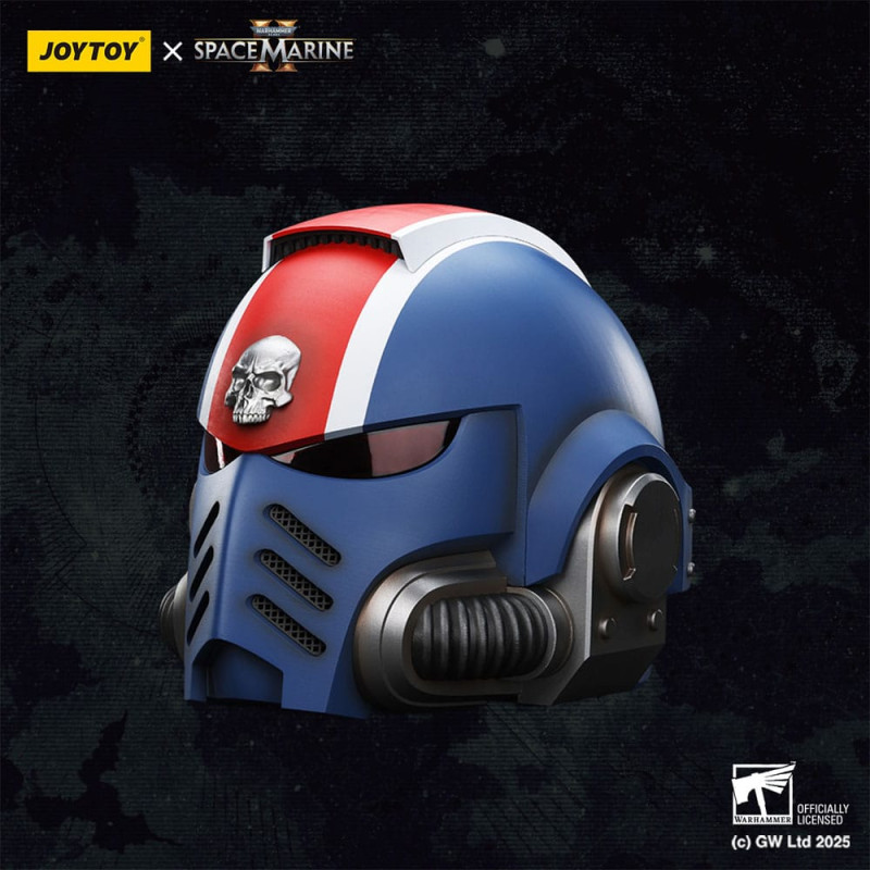Warhammer 40,000: Space Marine 2 Replica Ultramarines Lieutenant Titus helmet 30 cm 11