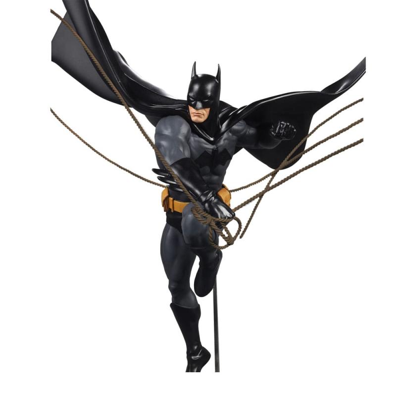 DC Direct Statue DC Designer Series Batman (by Dan Mora) 40 cm 5