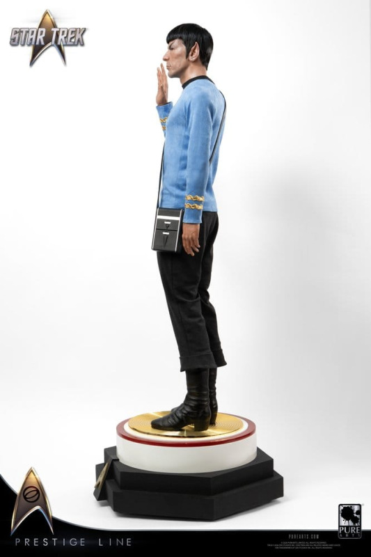 Star Trek Prestige Line Statue 1/2 Spock 111 cm 2