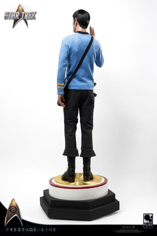Star Trek Prestige Line Statue 1/2 Spock 111 cm 3