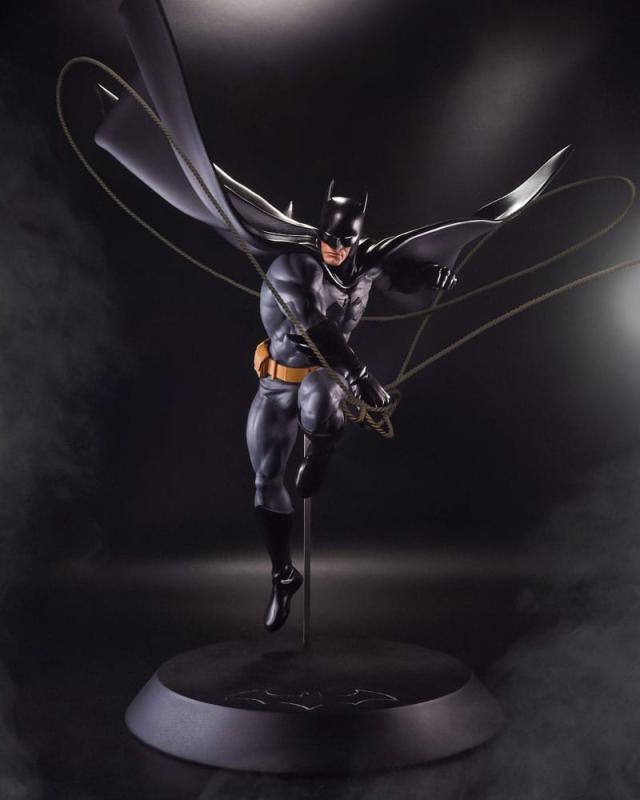 DC Direct Statue DC Designer Series Batman (by Dan Mora) 40 cm 8