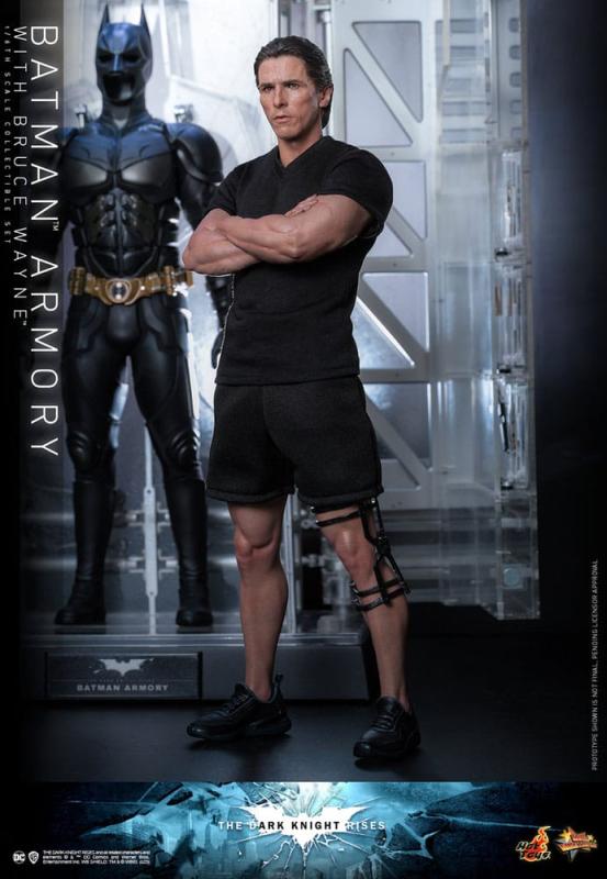 The Dark Knight Rises Movie Masterpiece Action Figures & Diorama 1/6 Batman Armory with Bruce Wa 2