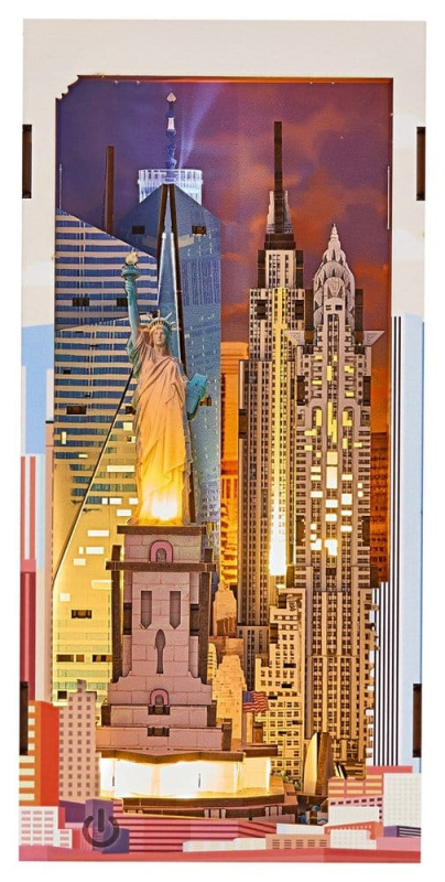 Revell Tiny Adventures Book Nook Mini Diorama New York 18 cm 2