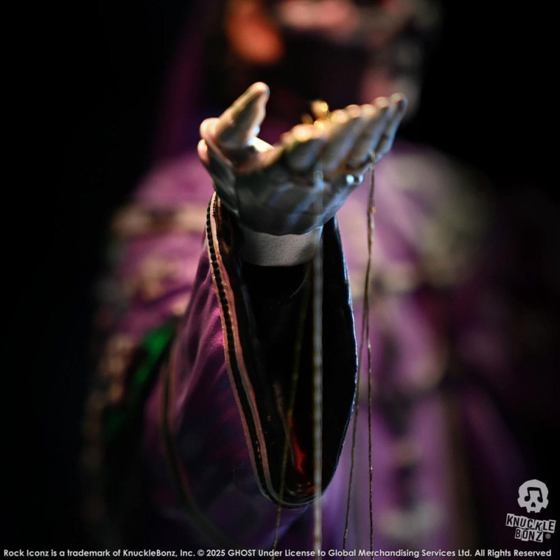 Ghost Rock Iconz Statue Papa V Perpetua Purple Robes 22 cm 12