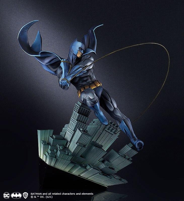 DC Comics: Batman 1/6 Art Respect Statue - Good Smile Company