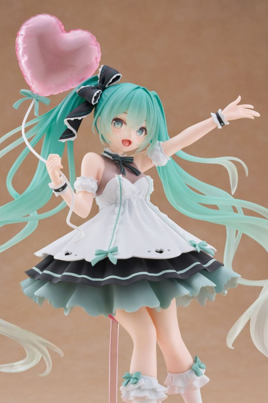 Hatsune Miku AMP+ PVC Statue Statue Hatsune Miku Birthday 2025 Party Ver. 21 cm 11
