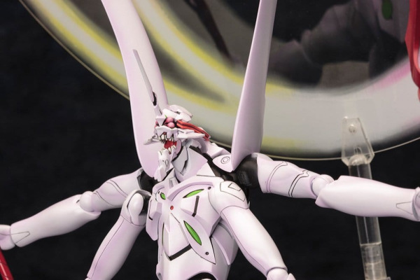 Evangelion: New Theatrical Edition Plastic Model Kit 1/400 Evangelion 13 Awake Ver. (Reproduction) 1 8
