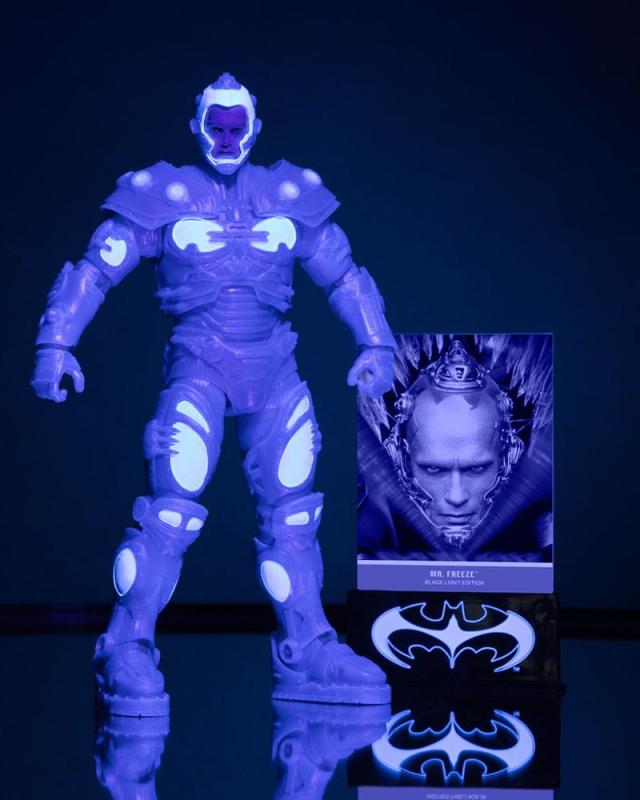 Batman & Robin DC Multiverse Action Figure Mr. Freeze (Black Light Edition) (Gold Label) 18 cm 2