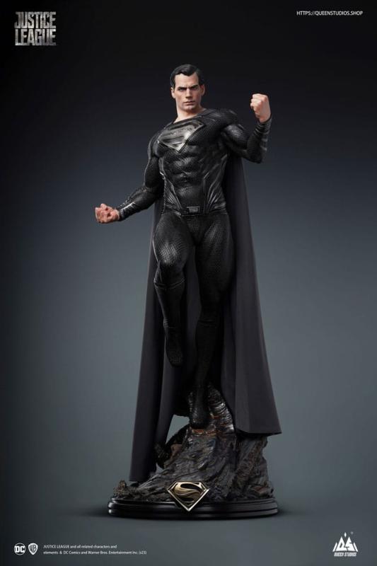 DC Comics Statue 1/3 Superman Black Suit Version Regular Edition80 cm 2