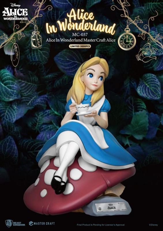 Alice In Wonderland: Alice 36 cm Master Craft Statue - Beast Kingdom Toys