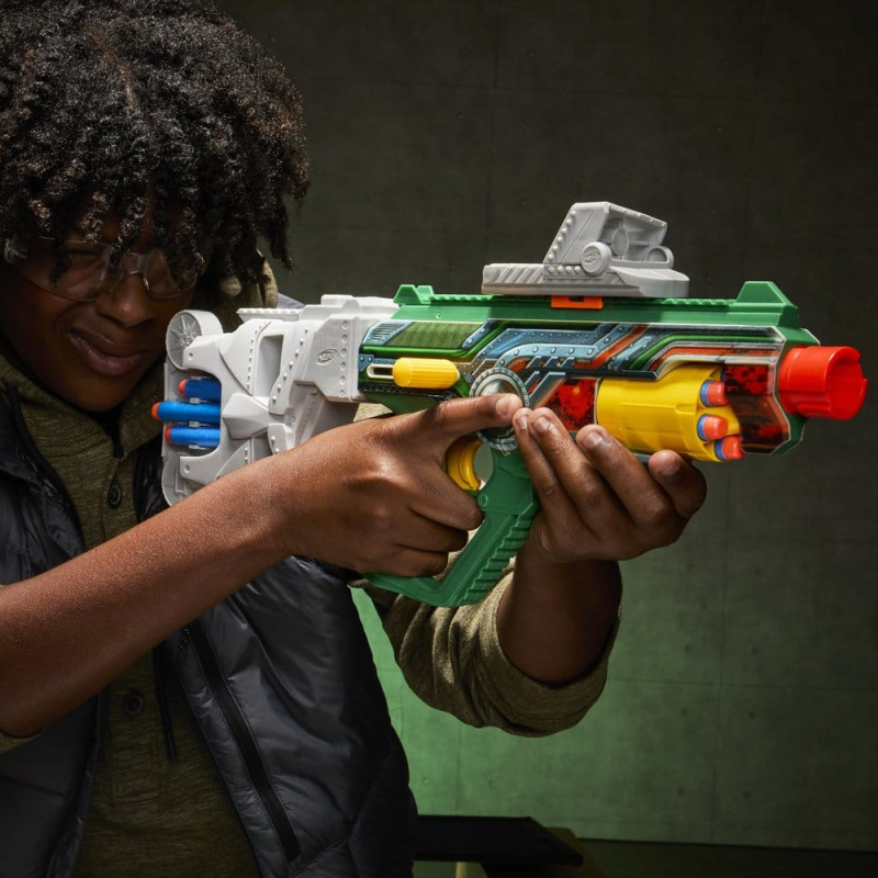 Avengers: Doomsday NERF Dart Blaster Doctor Doom 13