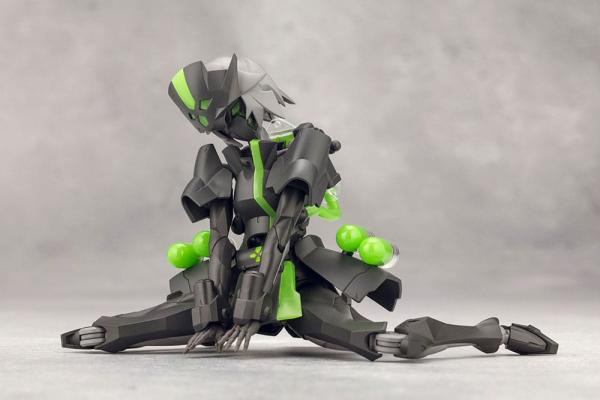 Megalomaria Unlimited Universe Model Kit Peridot 16 cm