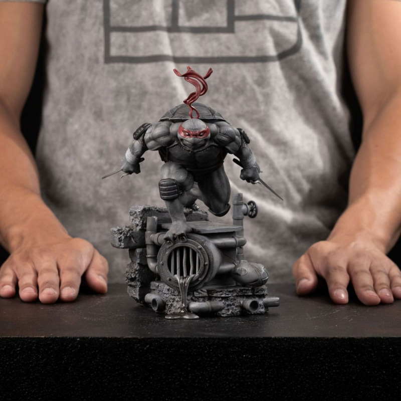 Teenage Mutant Ninja Turtles Art Scale Statue 1/10 Raphael Black and White Variant 26 cm heo exclusi 9
