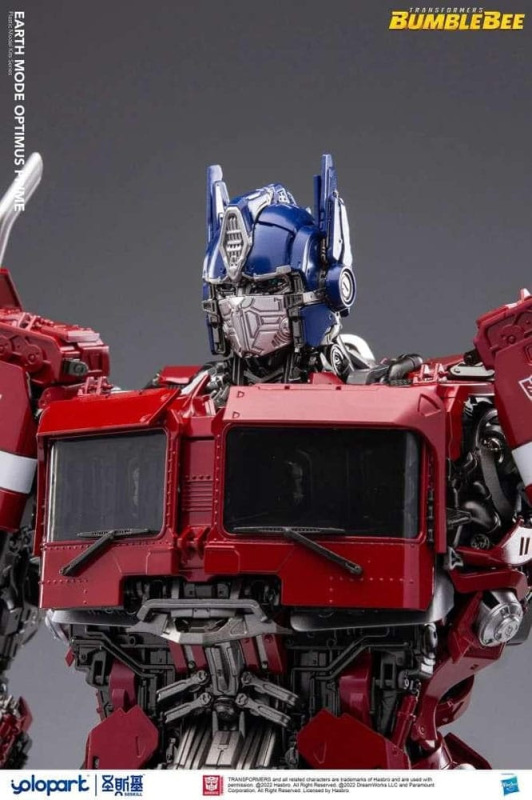 Transformers Bumblebee Plastic Model Kit Earth mode Optimus Prime 30 cm 4