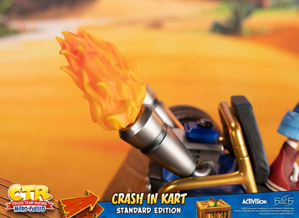 Crash Team Racing Nitro-Fueled Statue Crash in Kart 31 cm 7
