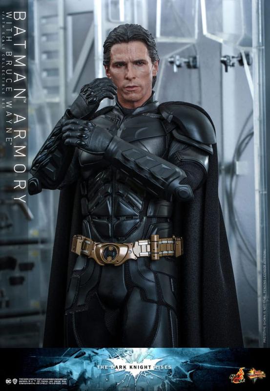 The Dark Knight Rises Movie Masterpiece Action Figures & Diorama 1/6 Batman Armory with Bruce Wa 1