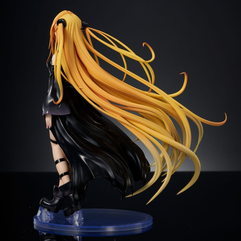 To Love-Ru Darkness PVC Statue 1/6 Golden Darkness Black Trance Version 20 cm 5