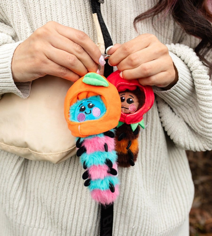 Wooly Bear and Friends Plush Keychain S1 7 cm Blind Box Display (6) 1