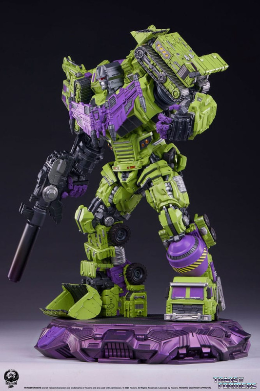 Transformers Museum Scale Statue Devastator 114 cm 9