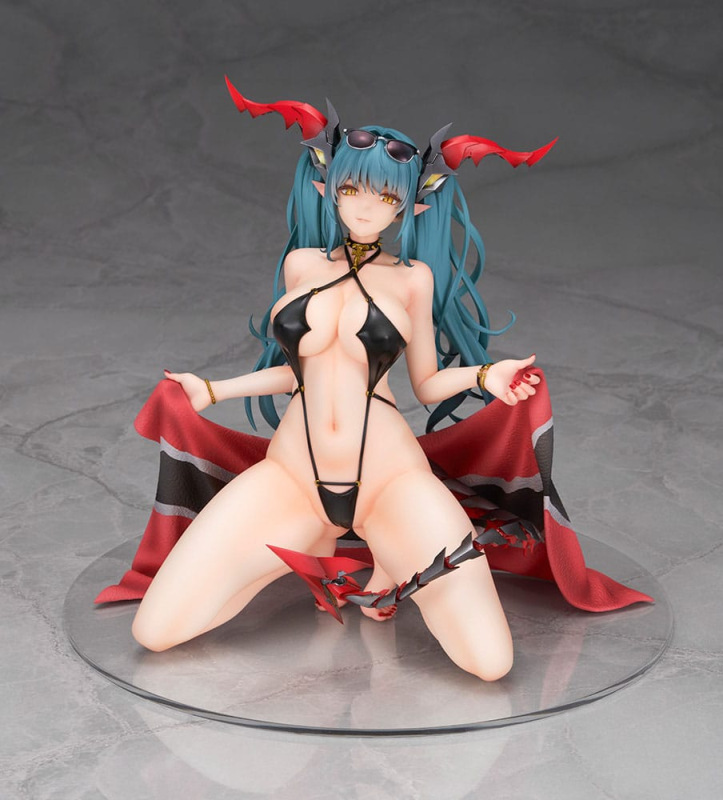 Azur Lane PVC Statue 1/7 Regensburg Dark Dragon and the Coast of Light Ver. 16 cm 4