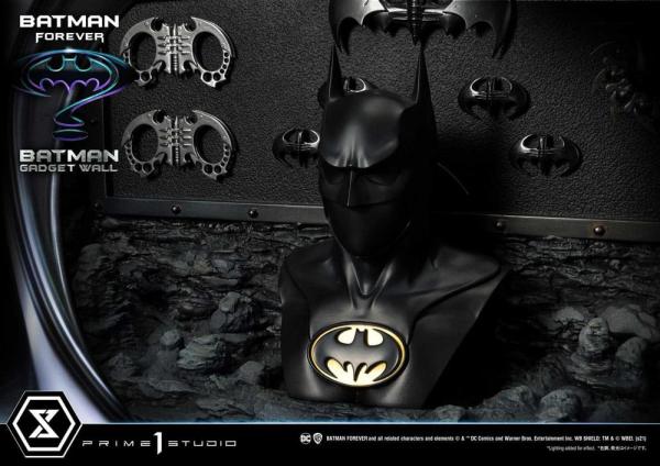 Batman Forever Museum Masterline Series Statue 1/3 Batman Gadget Wall 49 cm