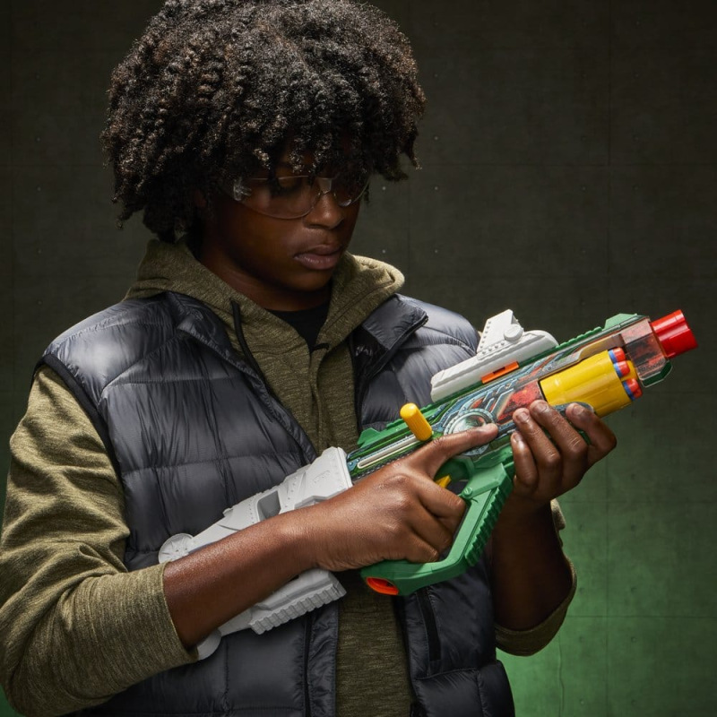 Avengers: Doomsday NERF Dart Blaster Doctor Doom 9