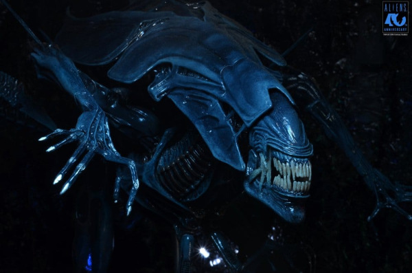 Aliens Ultra Deluxe Action Figure Alien Queen (40th Anniversary) 38 cm 8