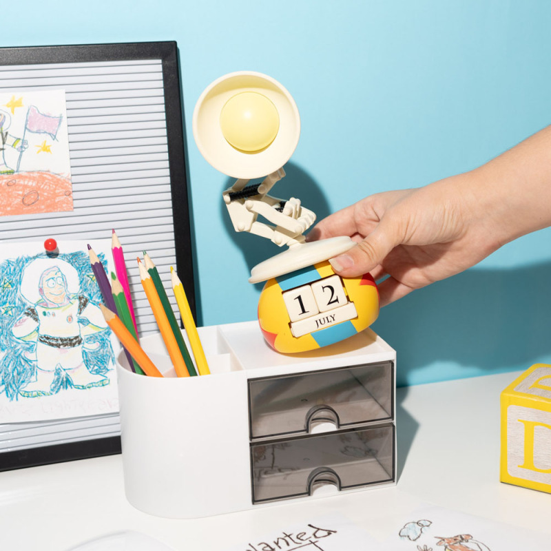 Stranger Things 3D perpetual Calendar Luxo Jr. 6