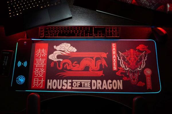 House of the Dragon Mousepad with Mobile Charger